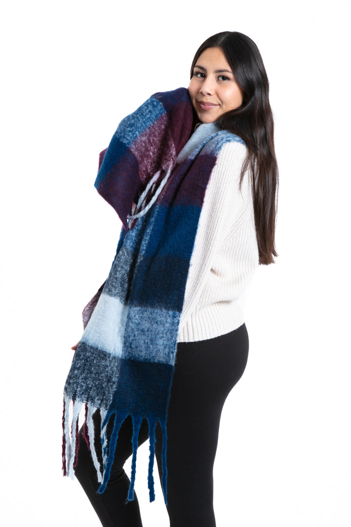 Frida - Bouclé Scarf