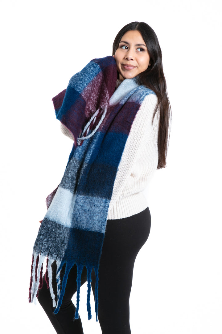 Frida - Bouclé Scarf