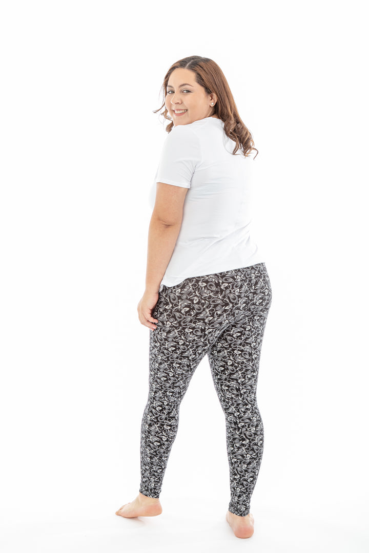 White Floral Petals - All Season Leggings