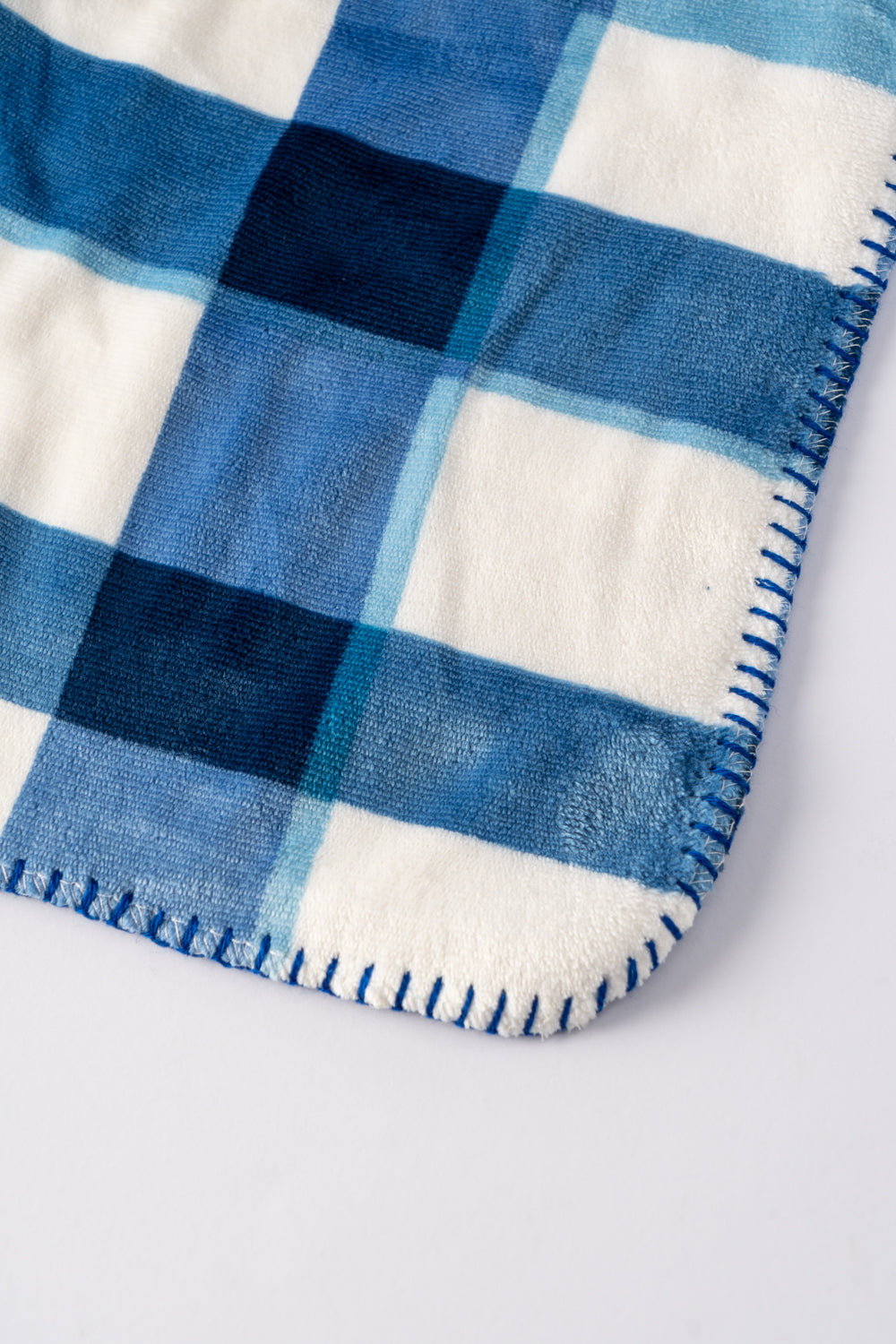 Plaid N&B - Couverture Sherpa