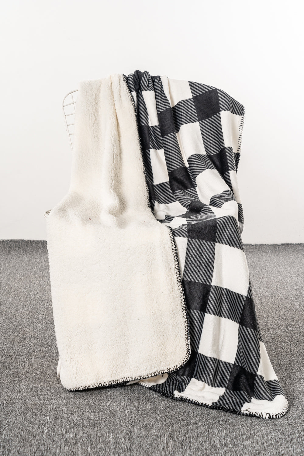 Plaid gris - couverture sherpa