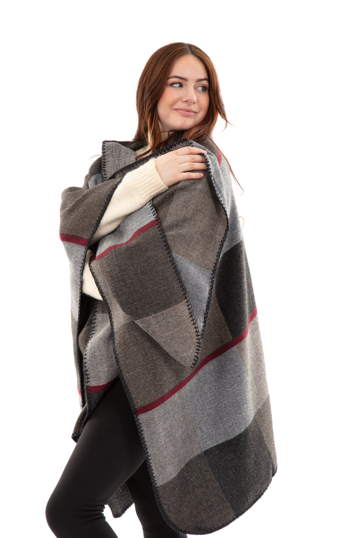 Laisha - Poncho Scarf