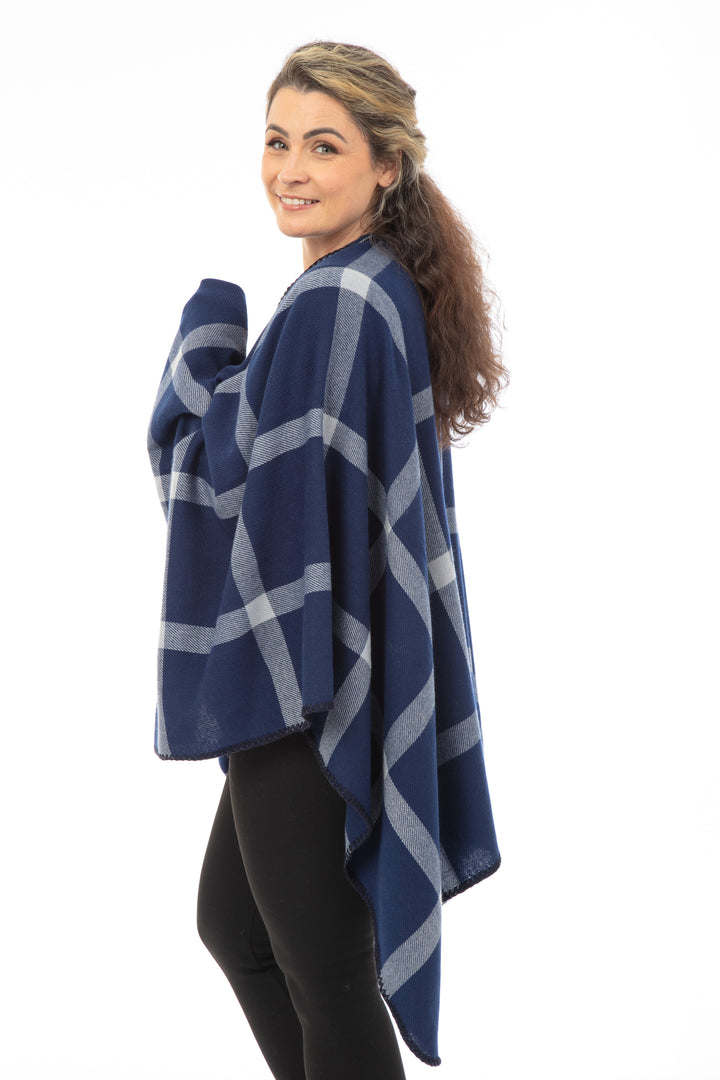 Julissa - Poncho Scarf