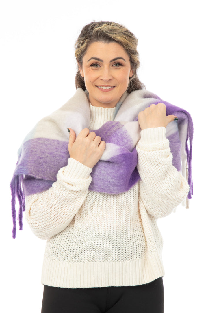 Starla - Bouclé Scarf