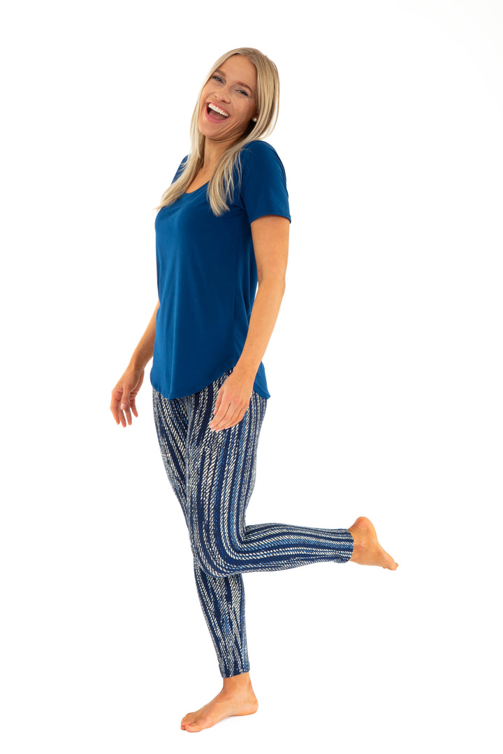 Vintage Blue Lines - All Season Leggings