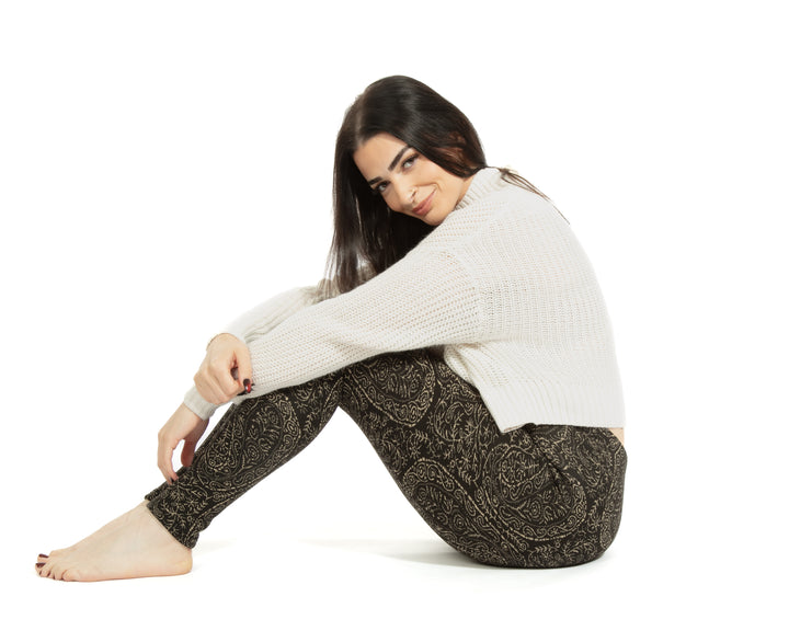Golden Arabesques - Cozy Lined Leggings