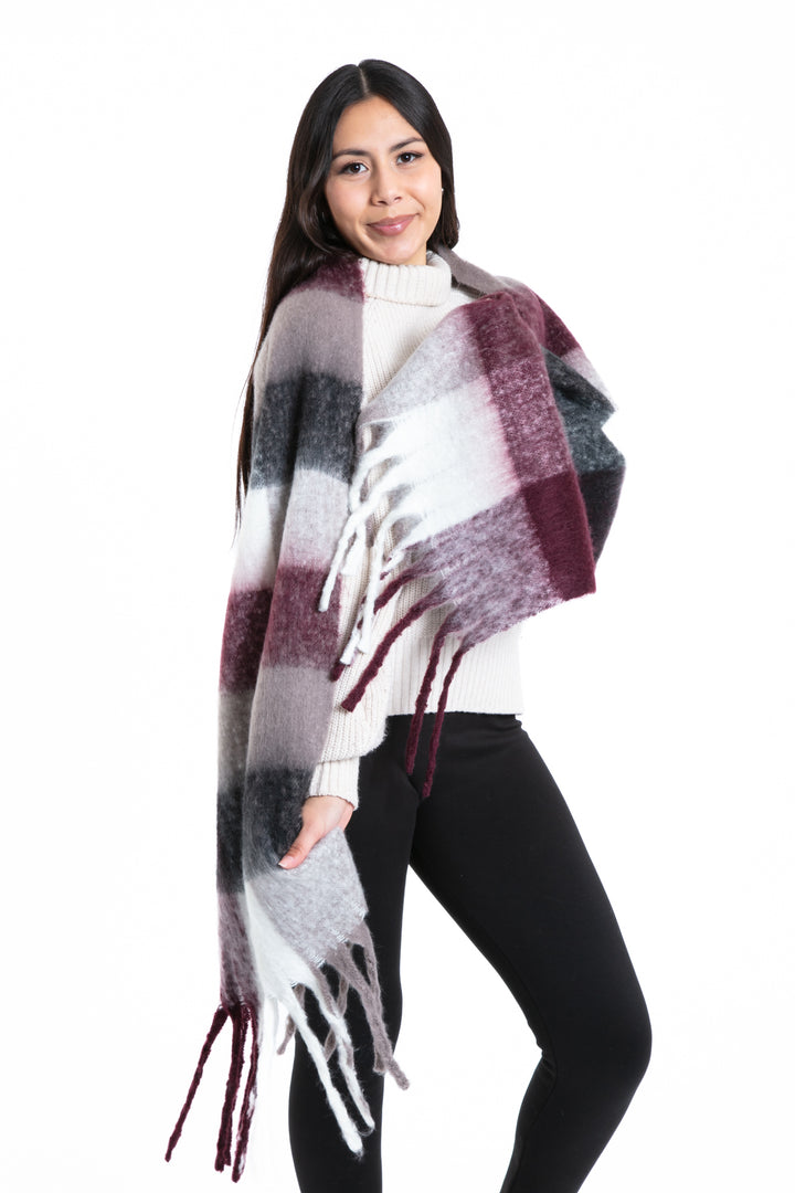 Francisca - Bouclé Scarf