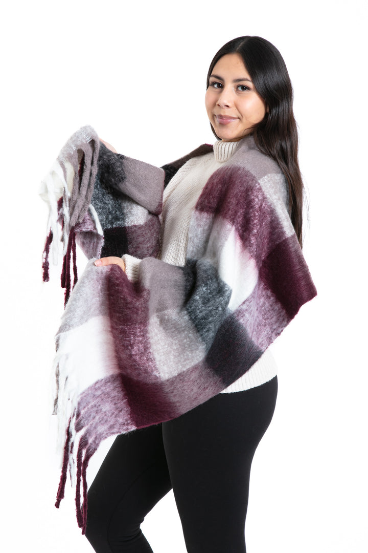 Francisca - Bouclé Scarf