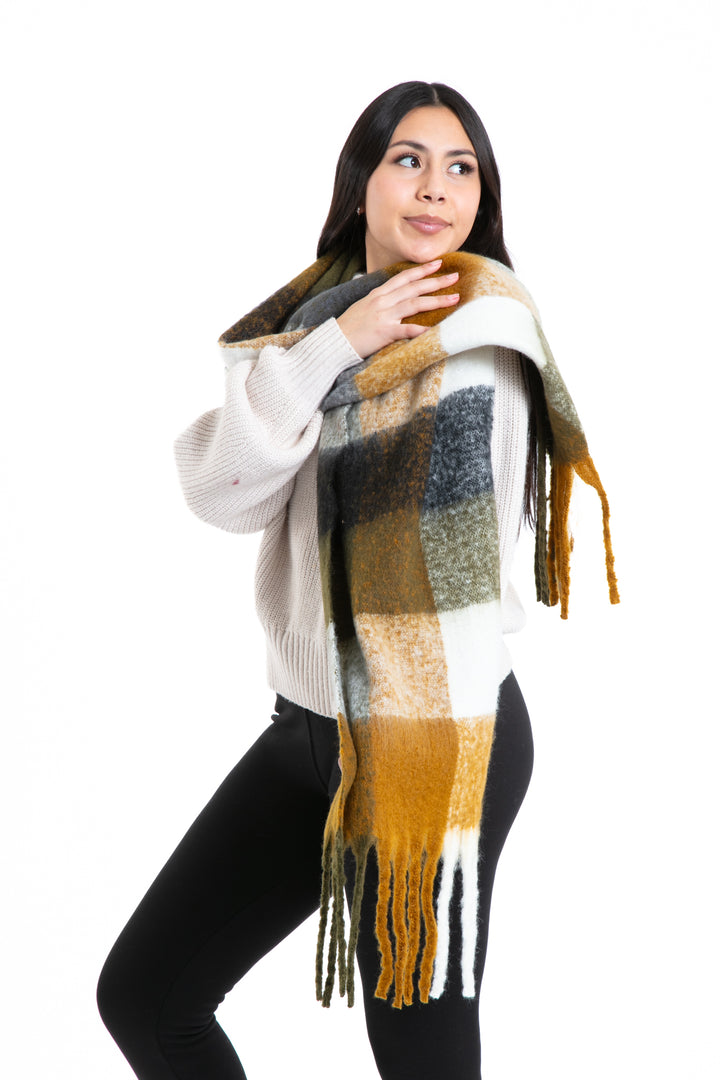 Giannina - Bouclé Scarf