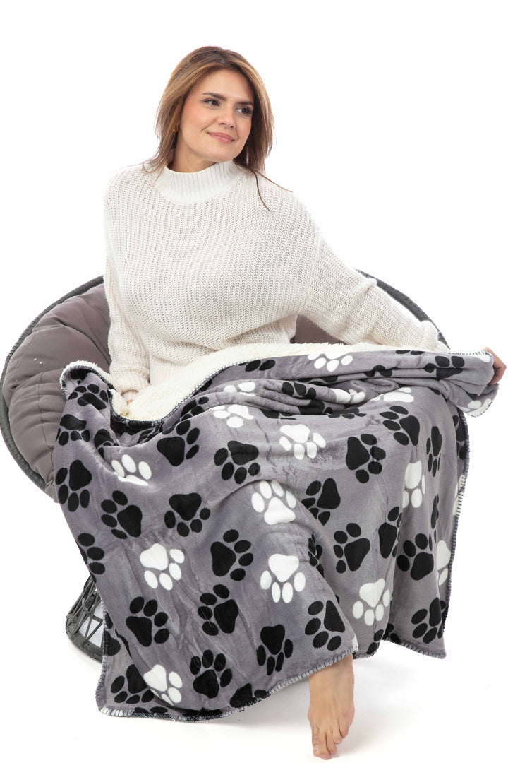 Grey Little Paws - Sherpa Blanket