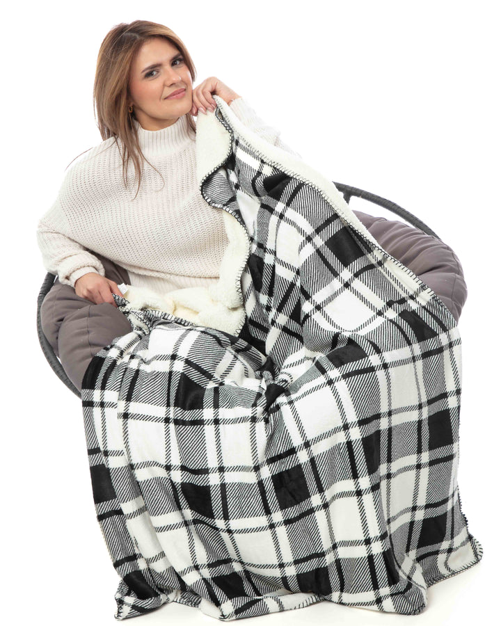 B&W Plaid - Sherpa Blanket
