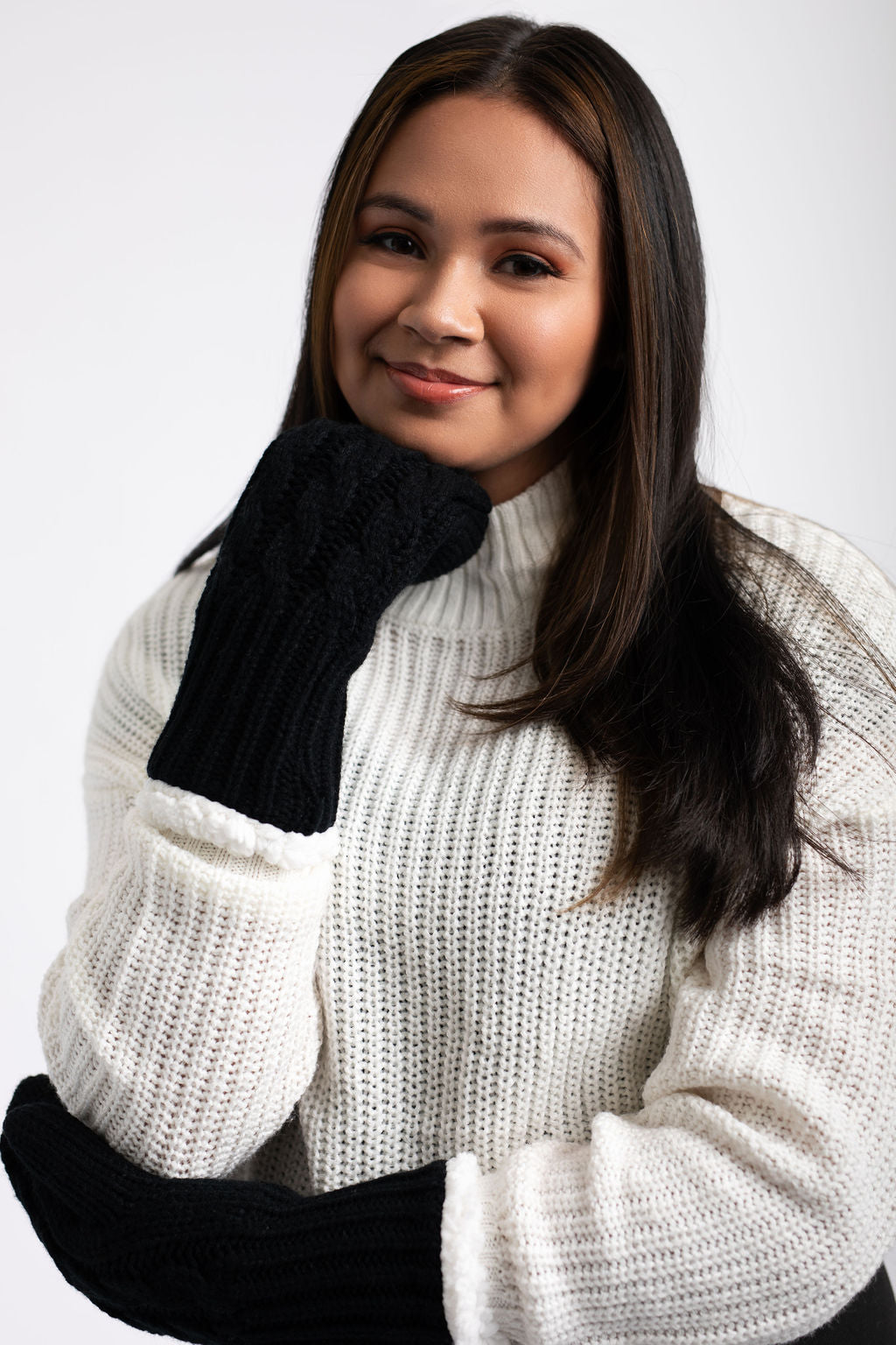 Just Cozy Accessories | Just Cozy Fleece-Lined Mittens | Color: Black/White | Size: Os | Pm-76800187's Closet
