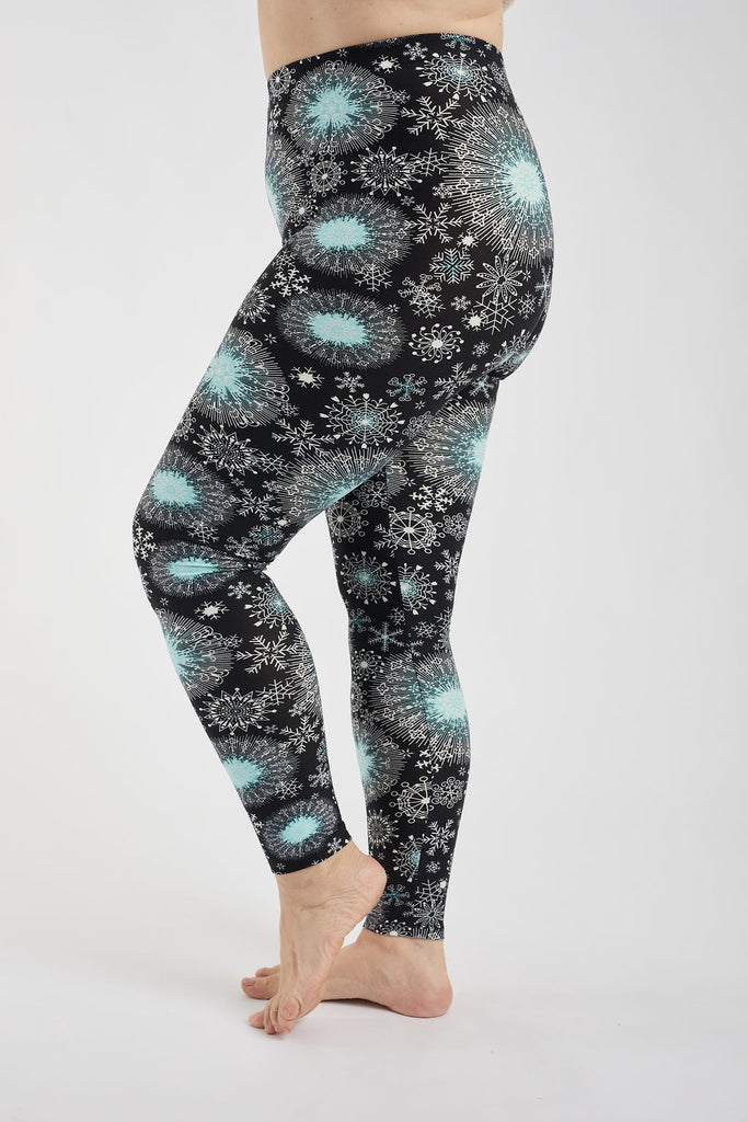  Core 10 Women's Nearly Naked Stirup Leggings, Foil Print Shine,  3X : Clothing, Shoes & Jewelry